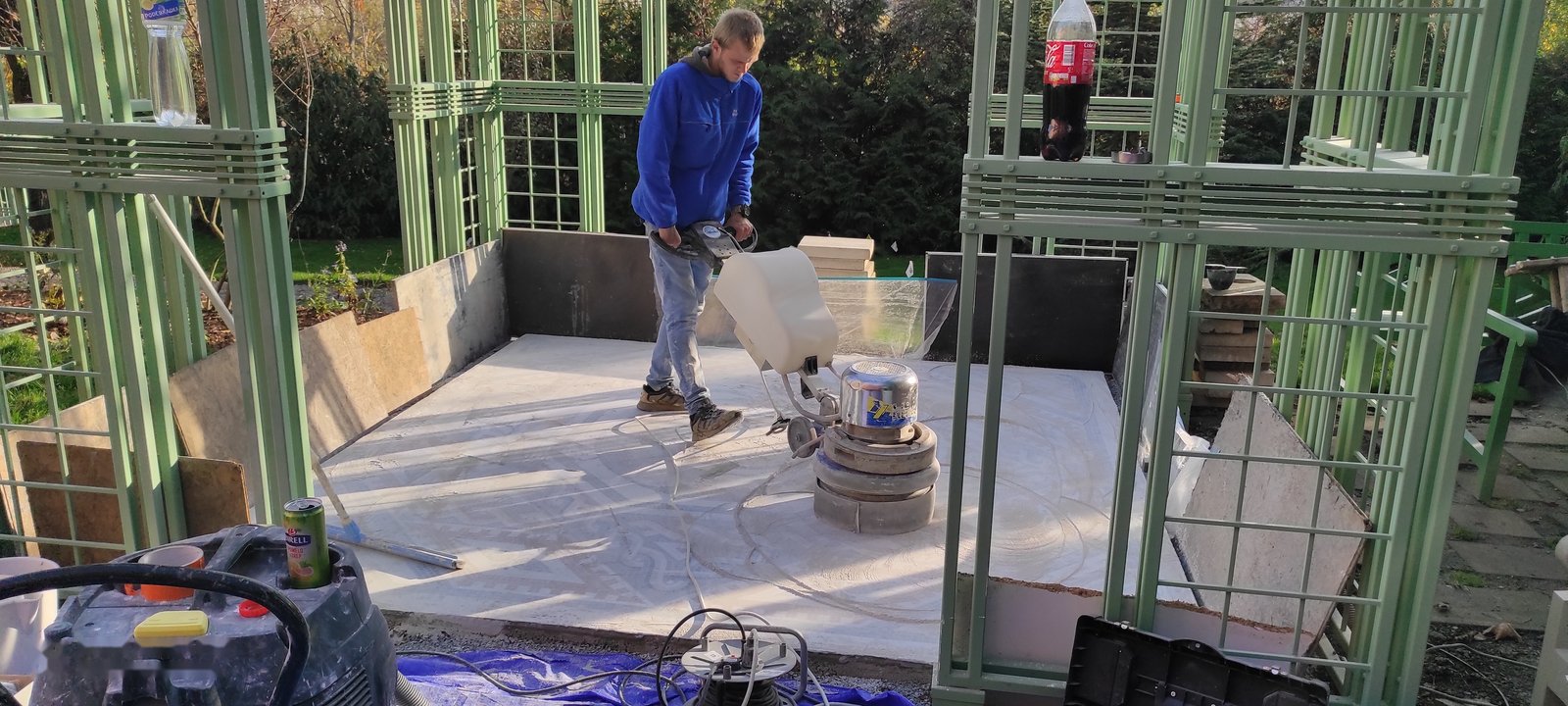 Realizace Krystal — renovace kamenné podlahy