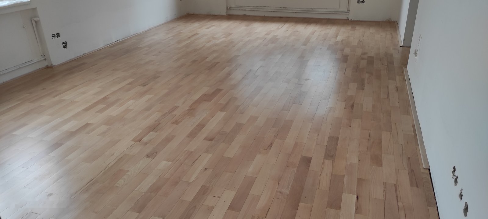 Realizace Krystal — renovace kamenné podlahy