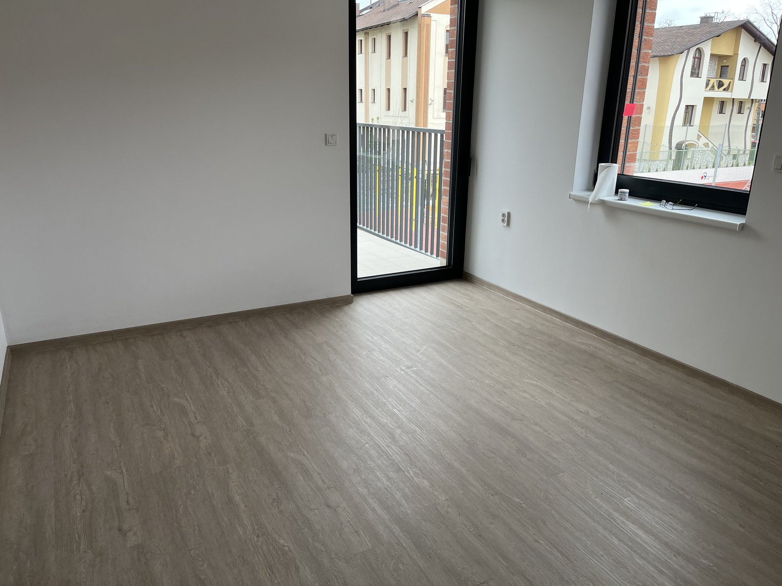 Realizace Krystal — renovace kamenné podlahy