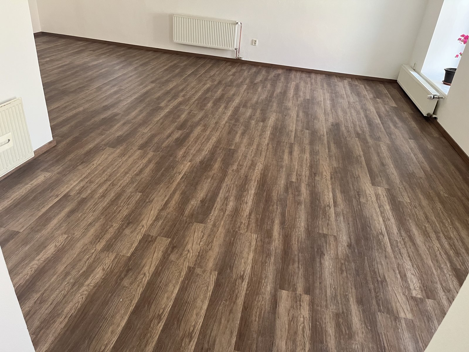Realizace Krystal — renovace kamenné podlahy