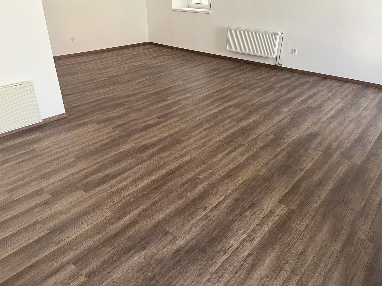 Realizace Krystal — renovace kamenné podlahy